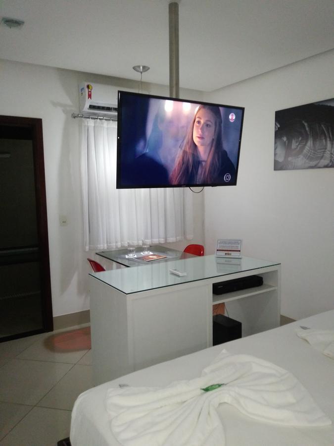 艾勒依埃拉汽车旅馆（仅限成人） Sao Goncalo do Amarante  外观 照片